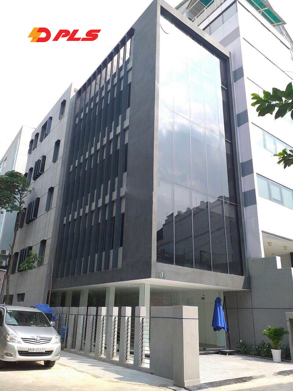 Office Building For Rent – District 10